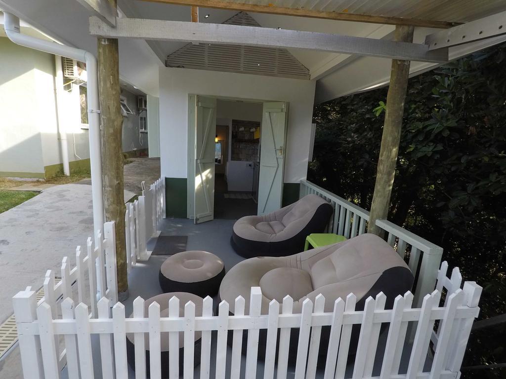 Kayola - Self Catering * Pointe La Rue